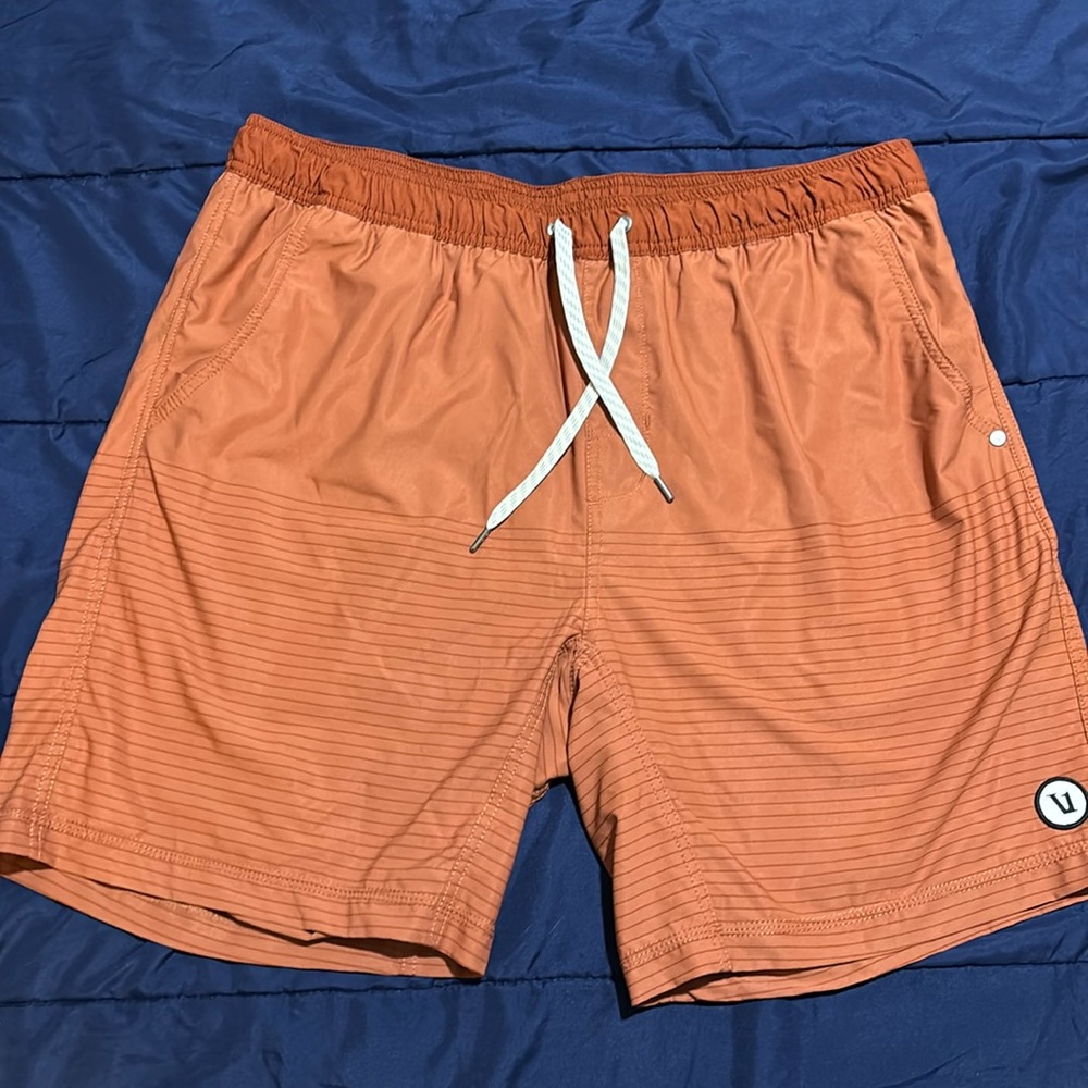 Vuori men’s shorts ￼